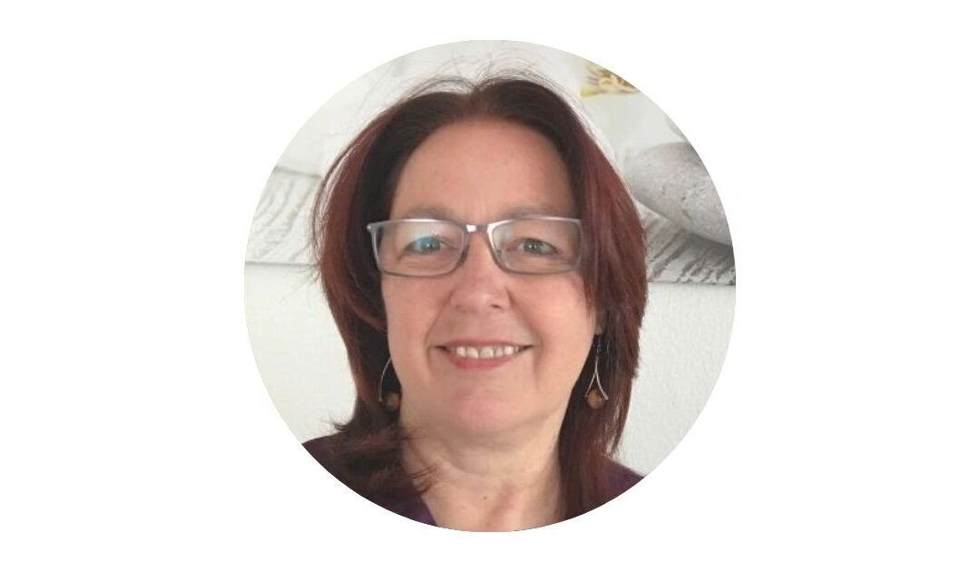 Sonia Richard Thérapeute en techniques manuelles (drainage lymphatique et massage) depuis plus de 20 ans, en formation depuis 3 ans sur la respiration consciente et connectée.