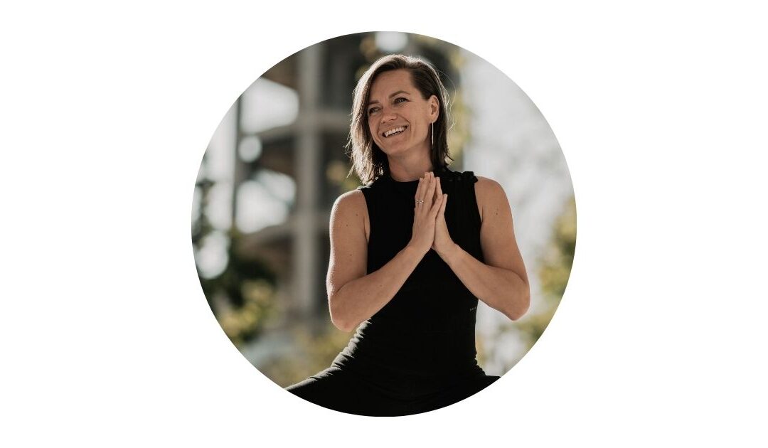 Tina Lumai prof de yoga Bienne